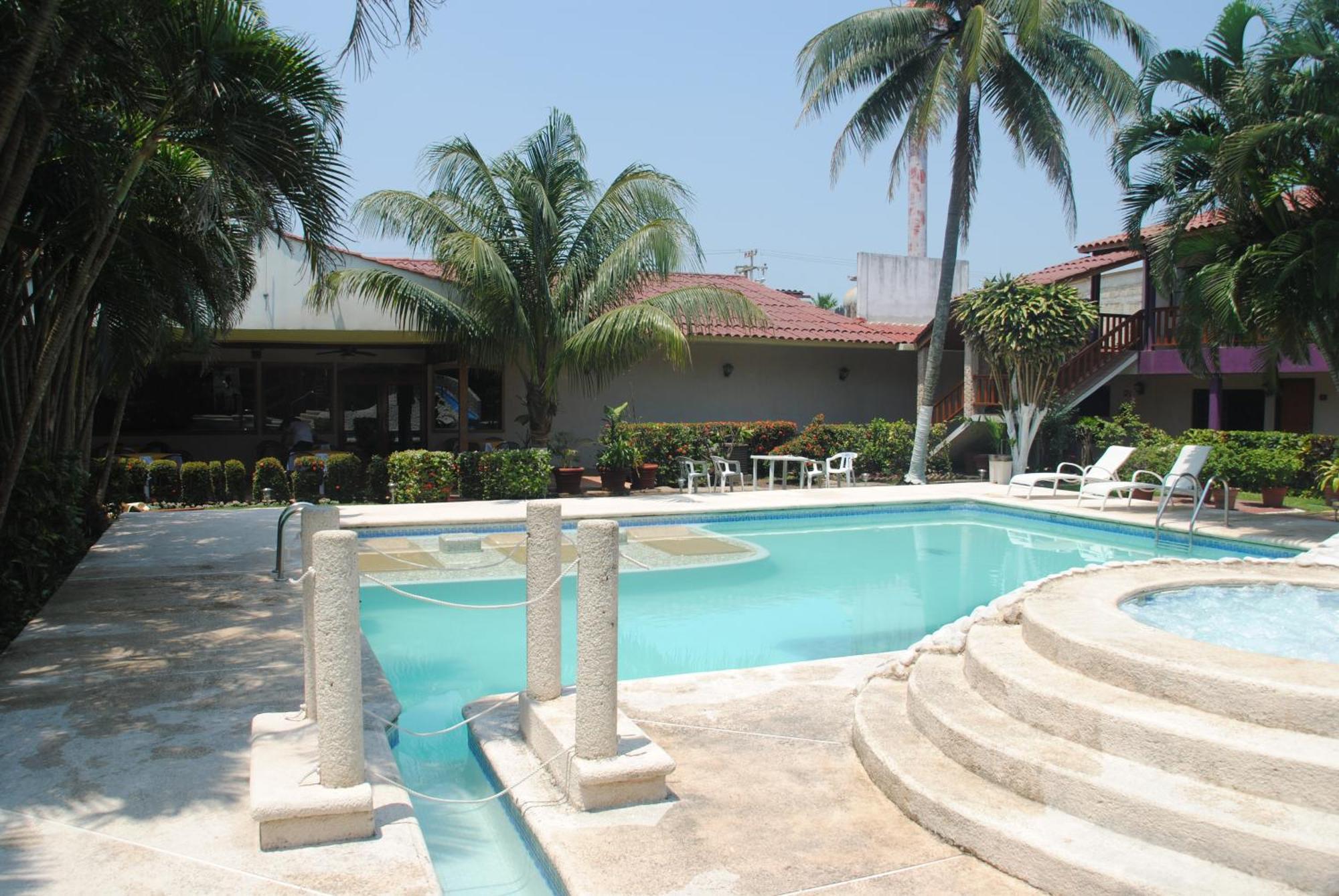 Los Andes Coatzacoalcos Exterior photo