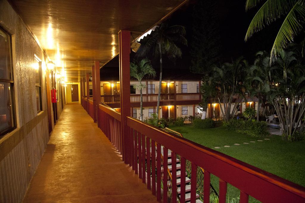 Los Andes Coatzacoalcos Exterior photo