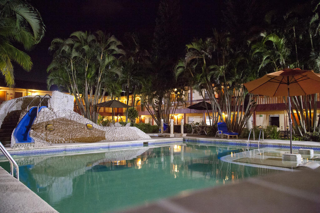 Los Andes Coatzacoalcos Exterior photo